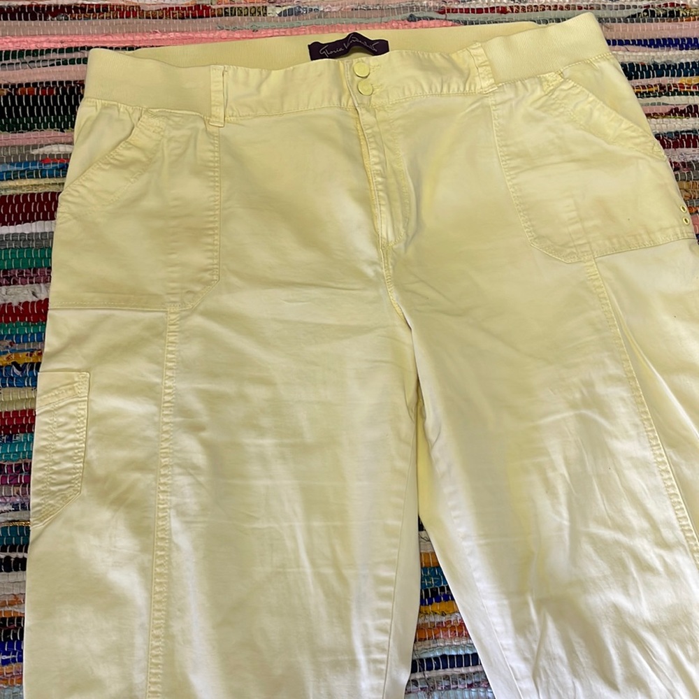 Gloria Vanderbilt Yellow Cargo Capri Pants #+1816 - Picture 8 of 15